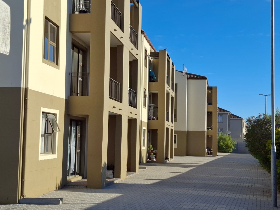 2 Bedroom Property for Sale in Guldenland Western Cape